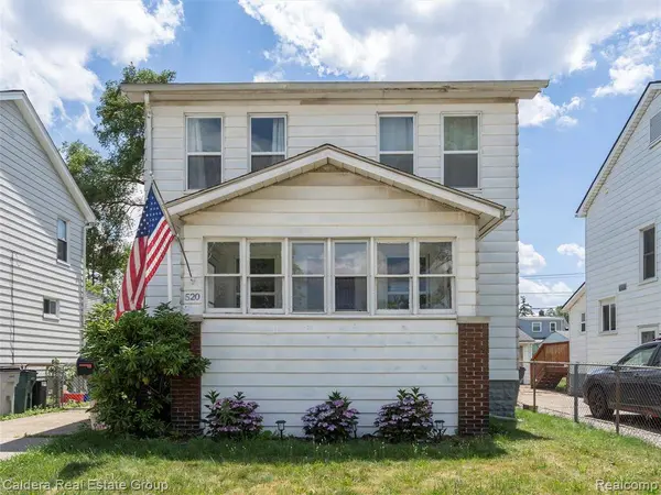 520 E Jarvis Avenue, Hazel Park, MI 48030