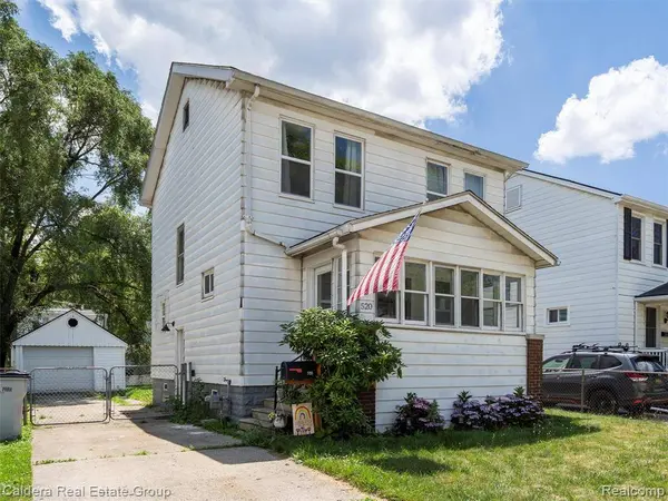 520 E Jarvis Avenue, Hazel Park, MI 48030