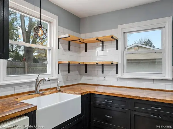 26745 Brush Street, Madison Heights, MI 48071