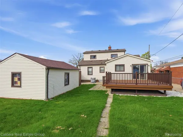 22200 Avon ST, Stclairshorescity_macomb, MI 48082