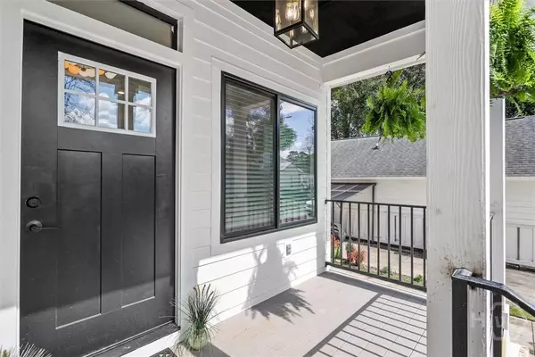 1212 Seiler AVE, Savannah, GA 31404