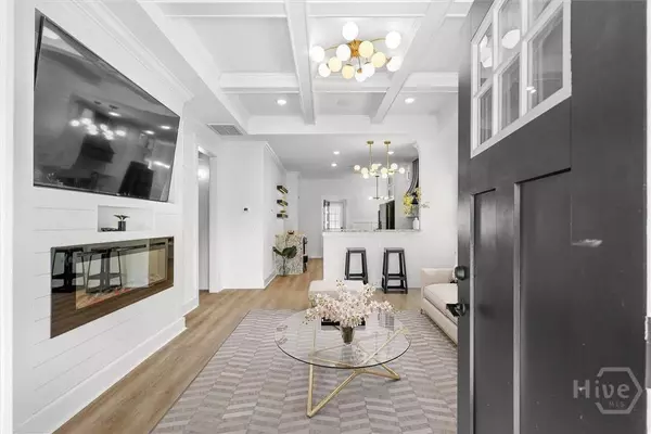 1212 Seiler AVE, Savannah, GA 31404