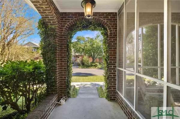 411 E 54th ST, Savannah, GA 31405