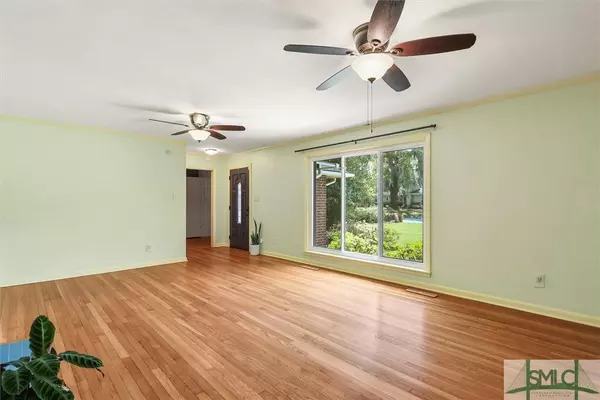 2020 Cokesbury DR, Savannah, GA 31406