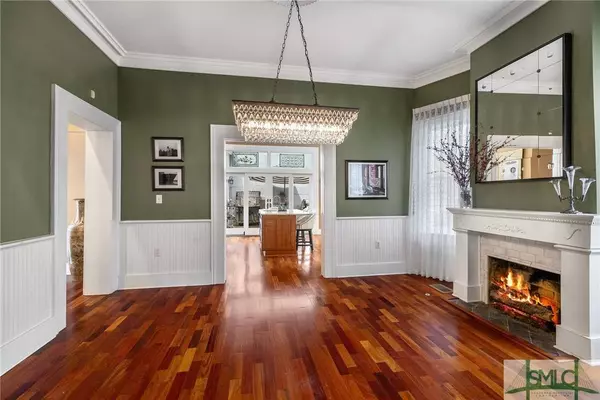 214 E Park AVE, Savannah, GA 31401