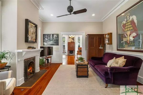 214 E Park AVE, Savannah, GA 31401