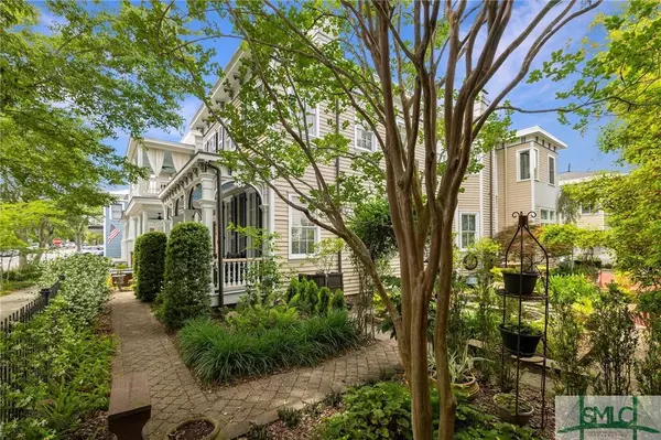 214 E Park AVE, Savannah, GA 31401