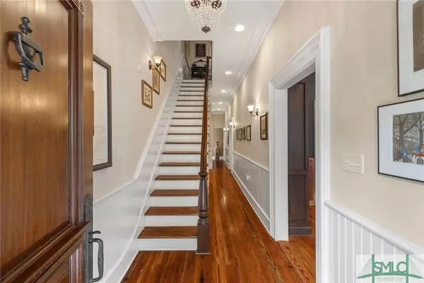 214 E Park AVE, Savannah, GA 31401