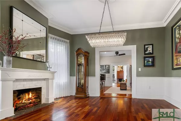 214 E Park AVE, Savannah, GA 31401