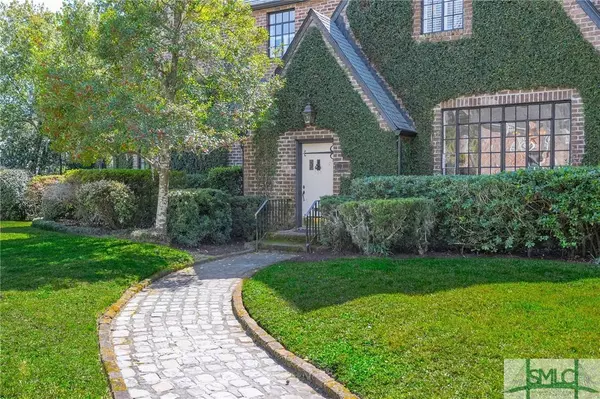 3 E 49th ST, Savannah, GA 31405