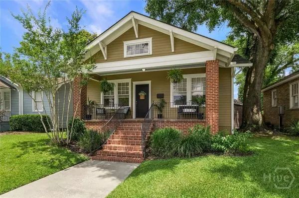 316 E 51st ST, Savannah, GA 31405