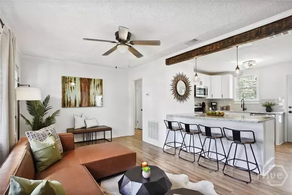 19 Arline DR, Savannah, GA 31406