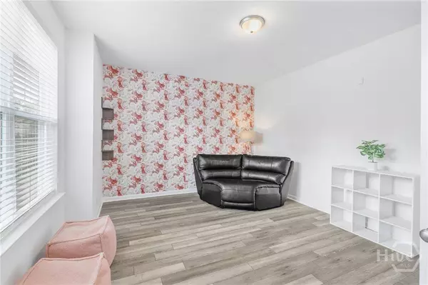 280 Lake Lily DR, Richmond Hill, GA 31324