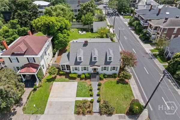 501 E 41st ST, Savannah, GA 31401