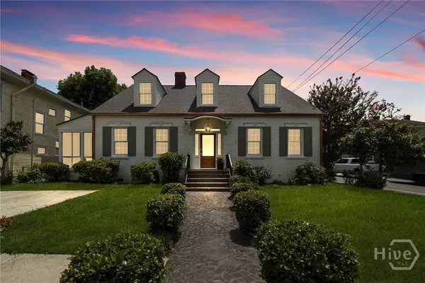 501 E 41st ST, Savannah, GA 31401