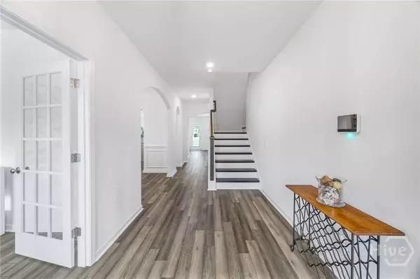 280 Lake Lily DR, Richmond Hill, GA 31324