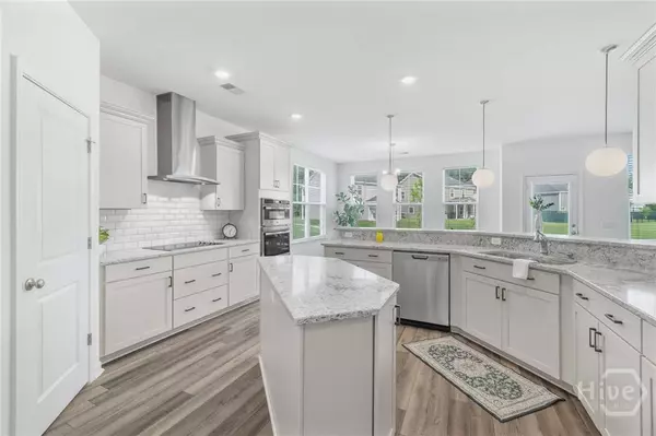 280 Lake Lily DR, Richmond Hill, GA 31324