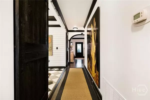 337 E 52nd ST, Savannah, GA 31405