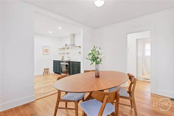 106 W 52nd ST, Savannah, GA 31405