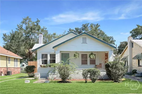 106 W 52nd ST, Savannah, GA 31405