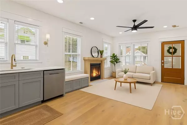 1223 E 38th ST, Savannah, GA 31404