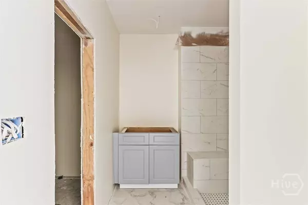 635 Maupas AVE, Savannah, GA 31401