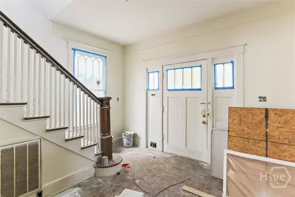 635 Maupas AVE, Savannah, GA 31401