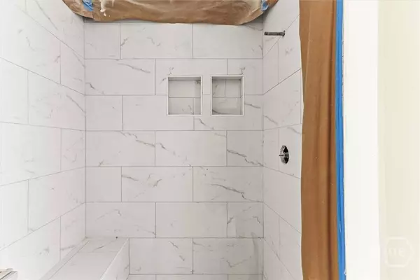 635 Maupas AVE, Savannah, GA 31401