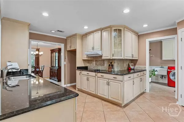 17 N Cromwell RD, Savannah, GA 31410