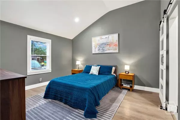 406 E 57th ST, Savannah, GA 31405