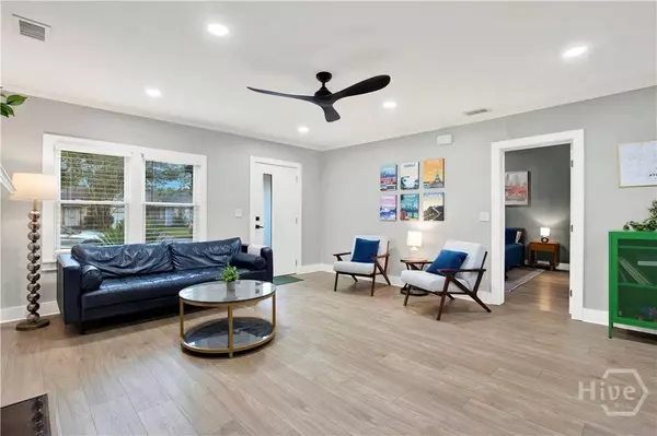 406 E 57th ST, Savannah, GA 31405