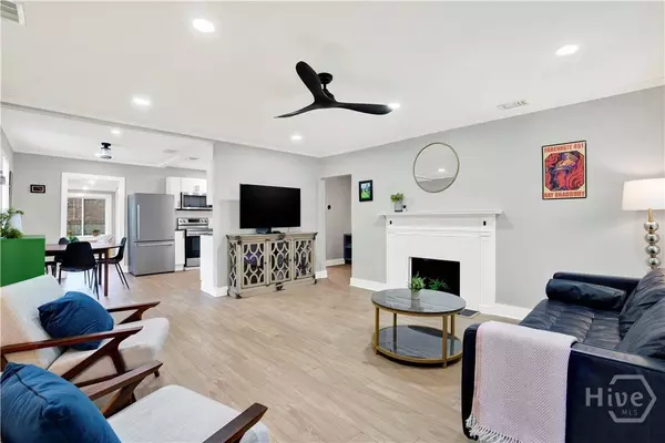 406 E 57th ST, Savannah, GA 31405