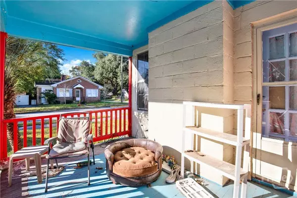 1402 E 51st ST, Savannah, GA 31404