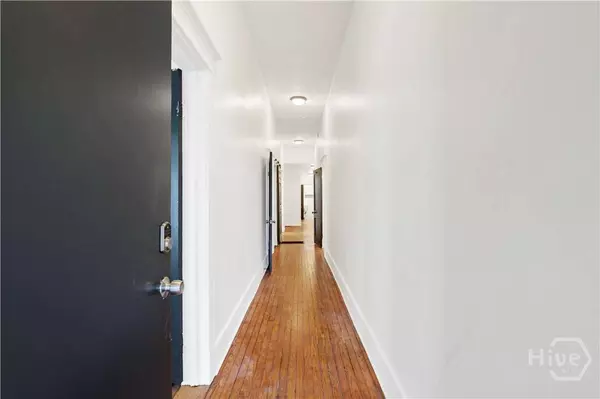 2115 Lincoln ST, Savannah, GA 31401