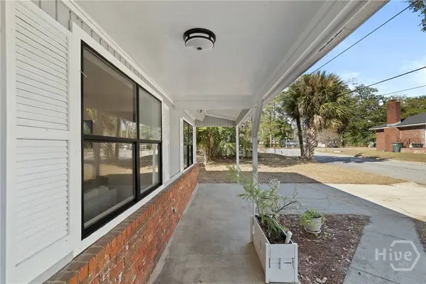 25 Saint Johns AVE, Savannah, GA 31404