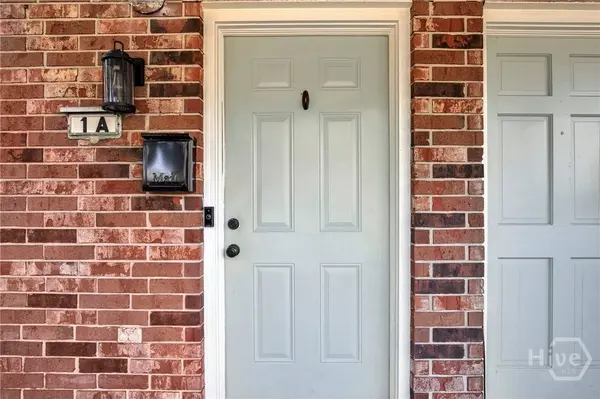 3 Berkley PL, Savannah, GA 31405