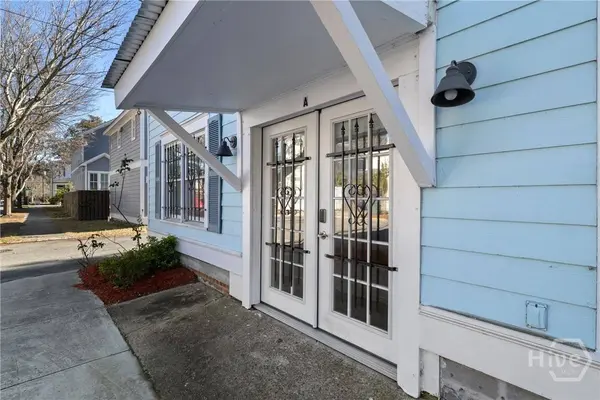 113 W 35th ST, Savannah, GA 31401