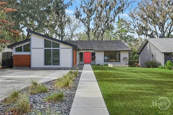 255 Kensington DR, Savannah, GA 31405