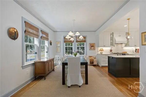 602 E 60th ST, Savannah, GA 31405