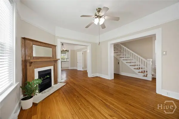 629 E 38th ST, Savannah, GA 31401