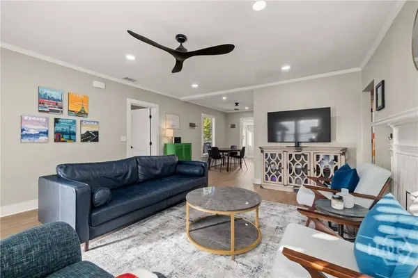 406 E 57th ST, Savannah, GA 31405