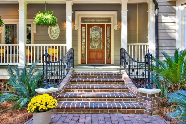 331 Silverstream LN, Richmond Hill, GA 31324