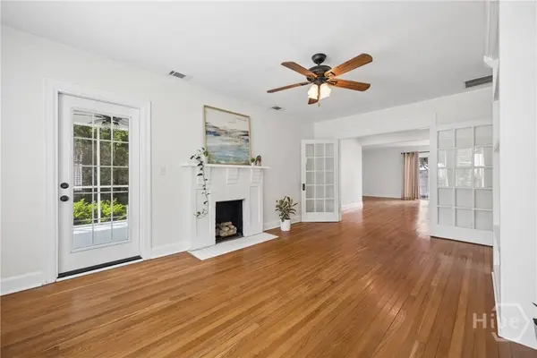 526 E 56th ST, Savannah, GA 31405