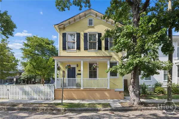 122 W 31St ST, Savannah, GA 31401
