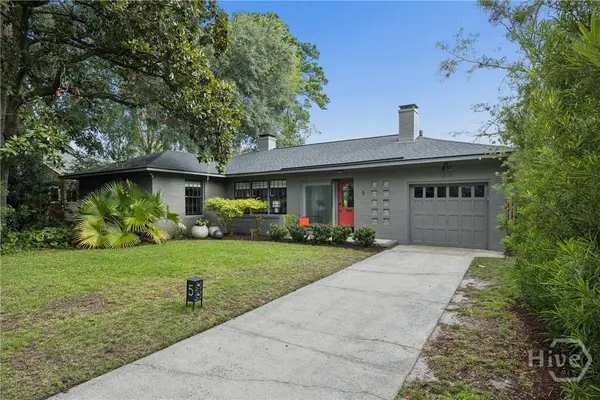 5 E 52nd ST, Savannah, GA 31405