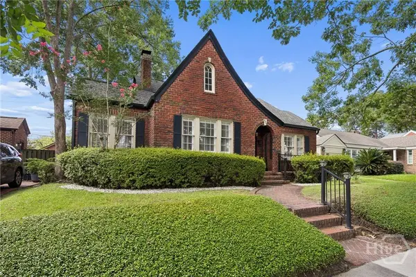 427 E 52nd ST, Savannah, GA 31405