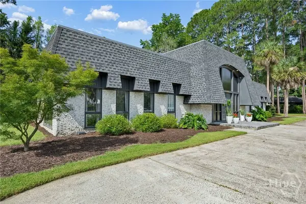 307 Early ST, Savannah, GA 31405