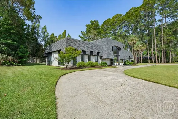 307 Early ST, Savannah, GA 31405