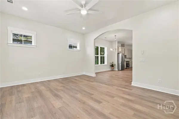 712 E 34th ST, Savannah, GA 31401
