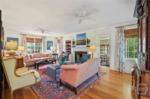 3204 Abercorn ST, Savannah, GA 31405